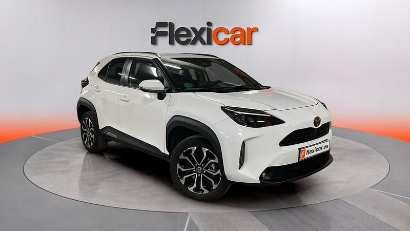Usado Toyota Yaris Hybrid Active 116 CV (85 kW) 2024 Blanco
