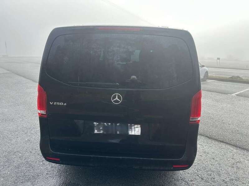 Usado Mercedes V250 190 CV (139 kW) 2021 Negro Monovolumen