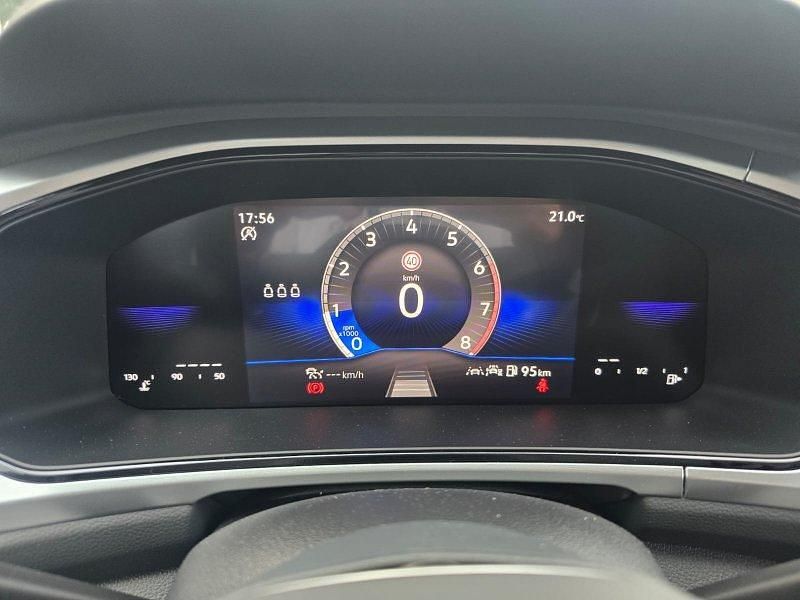 Usado VW T-Roc 116 CV (85 kW) 2025 Blanco puro SUV