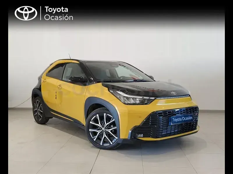 Nuevo Toyota Aygo X Sport 116 CV (85 kW) 2026 Amarillo SUV