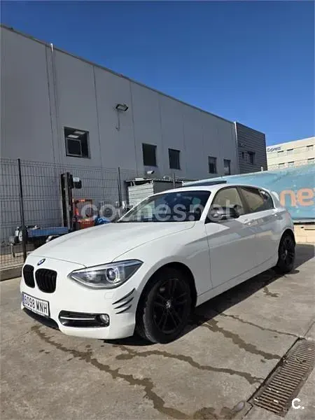 Usado BMW 116 Sport Line 136 CV (100 kW) 2013 Blanco Utilitario