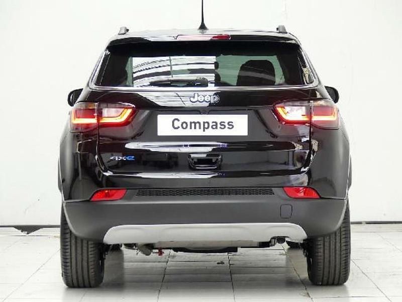 Usado Jeep Compass Limited 190 CV (139 kW) 2023 Negro SUV