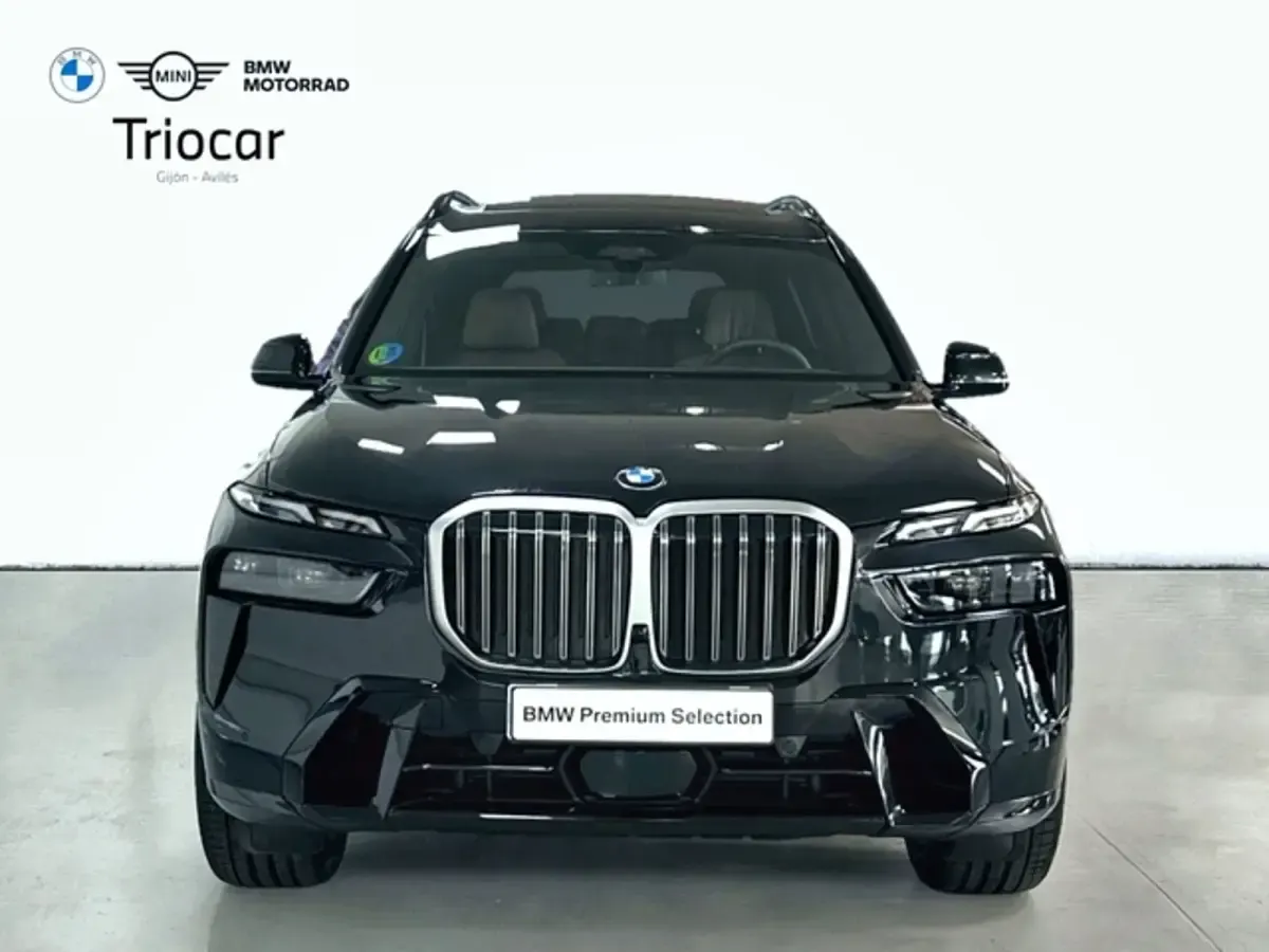Usado BMW X7 Comfort Edition 352 CV (258 kW) 2025 Saphirschwarz metalizado SUV