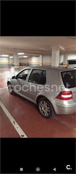 Gris / plata Usado 2002 VW Golf IV Highline Berlina | 2950 € (Precio justo) - Imagen 1/4