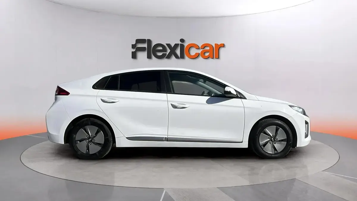 Usado Hyundai Ioniq 141 CV (103 kW) 2021 Blanco Utilitario