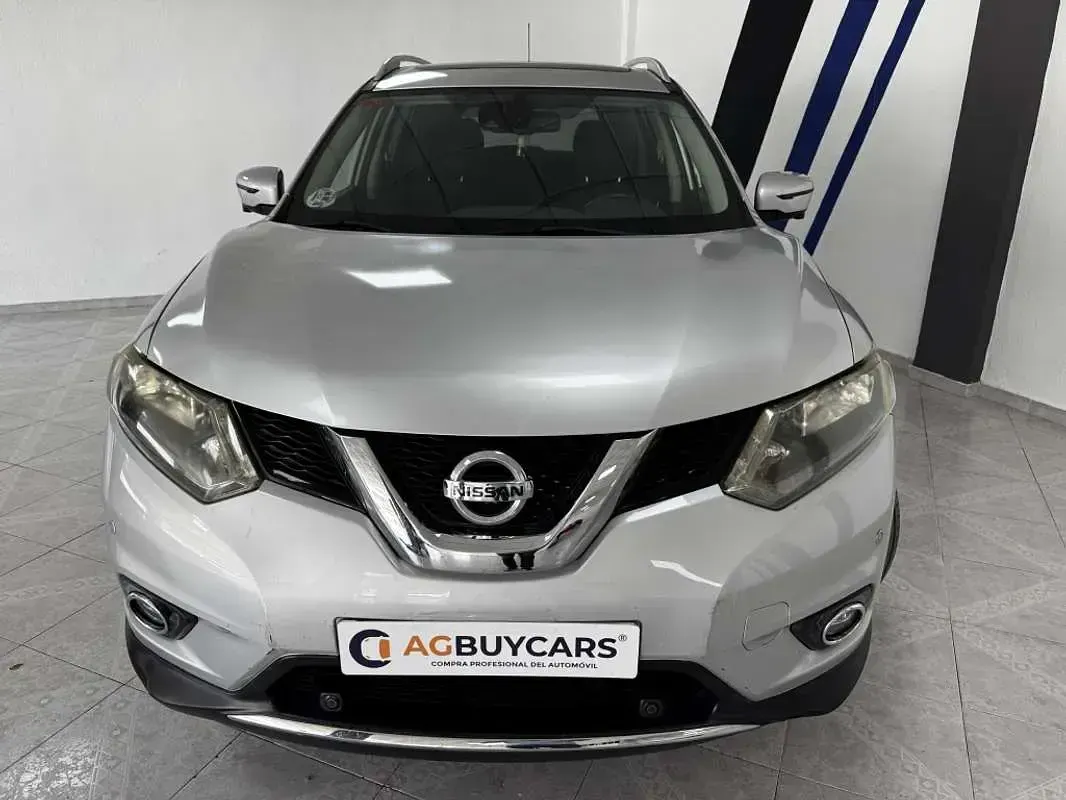 Usado Nissan X-Trail Tekna 131 CV (96 kW) 2014 Gris SUV