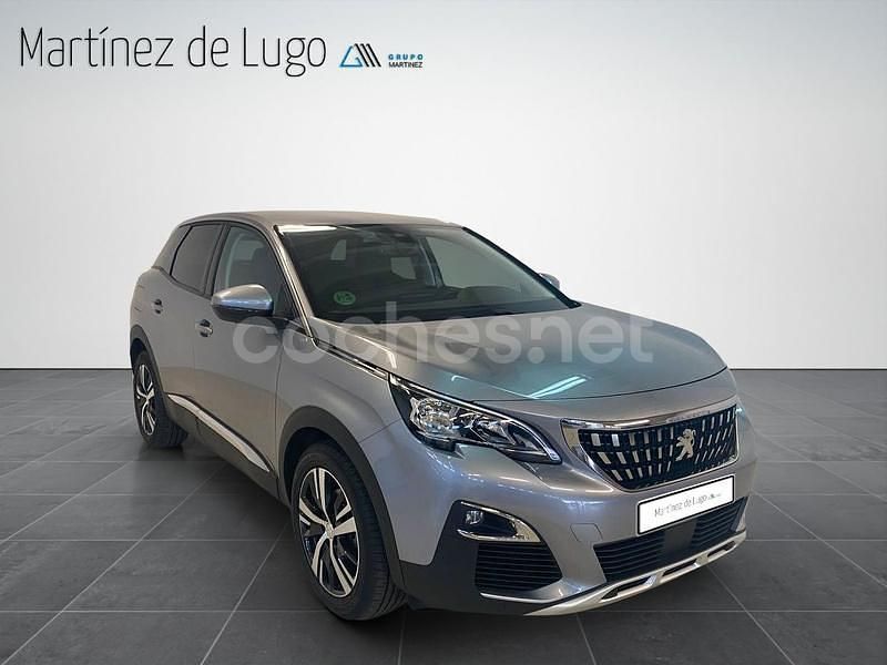 Usado Peugeot 3008 Allure 120 CV (88 kW) 2018 Gris / plata SUV