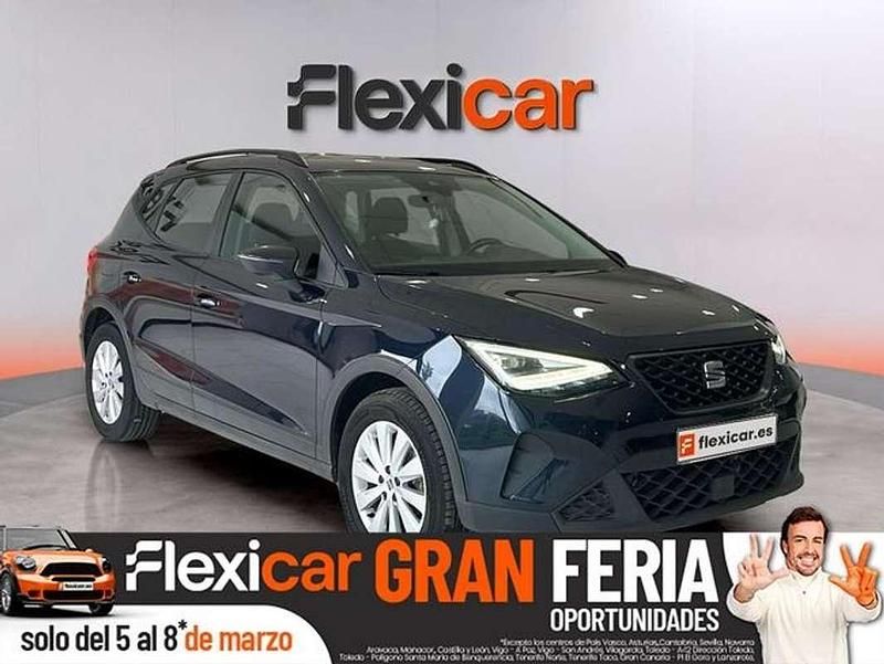 Usado Seat Arona Style 110 CV (80 kW) 2022 Azul SUV
