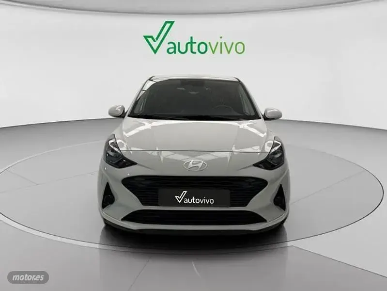 Usado Hyundai i10 63 CV (46 kW) 2025 Blanco Utilitario