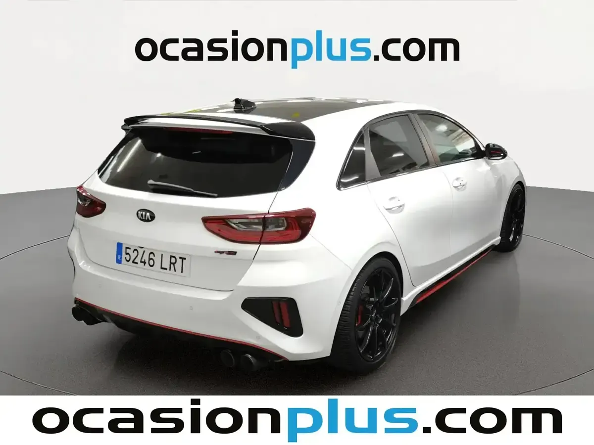 Usado Kia Ceed GT GT-Line 160 CV (117 kW) 2021 Blanco Berlina