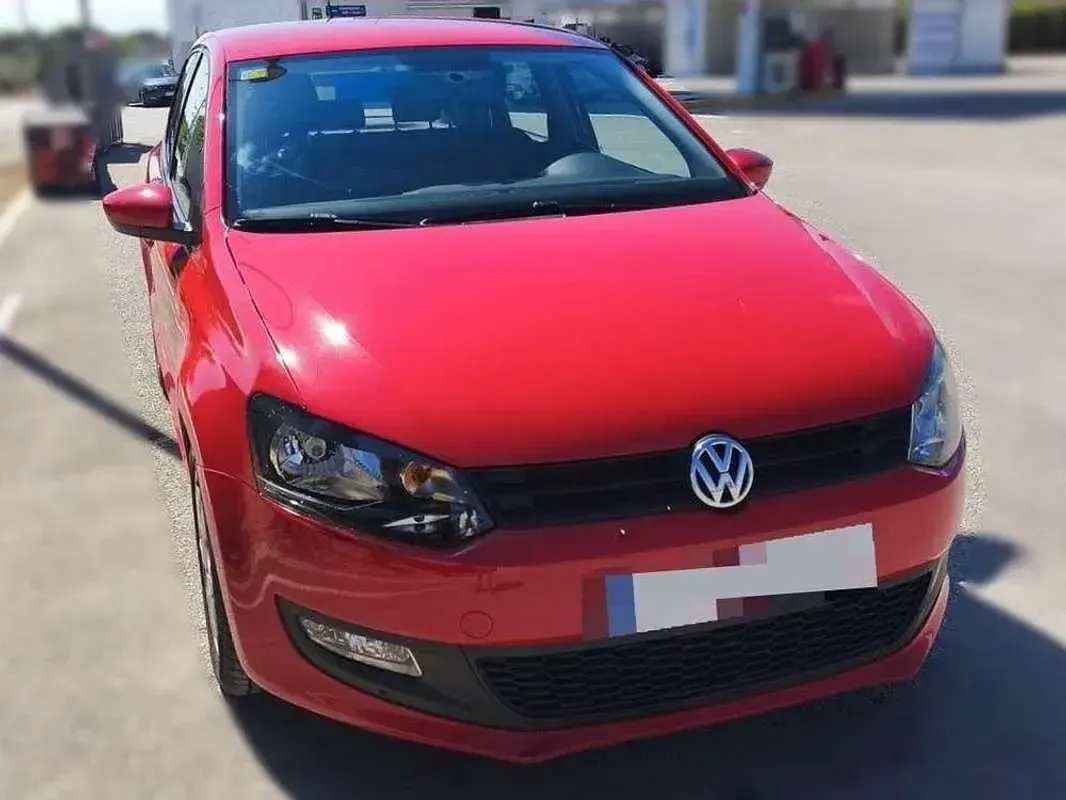 Usado VW Polo Advance 75 CV (55 kW) 2014 Rojo Utilitario