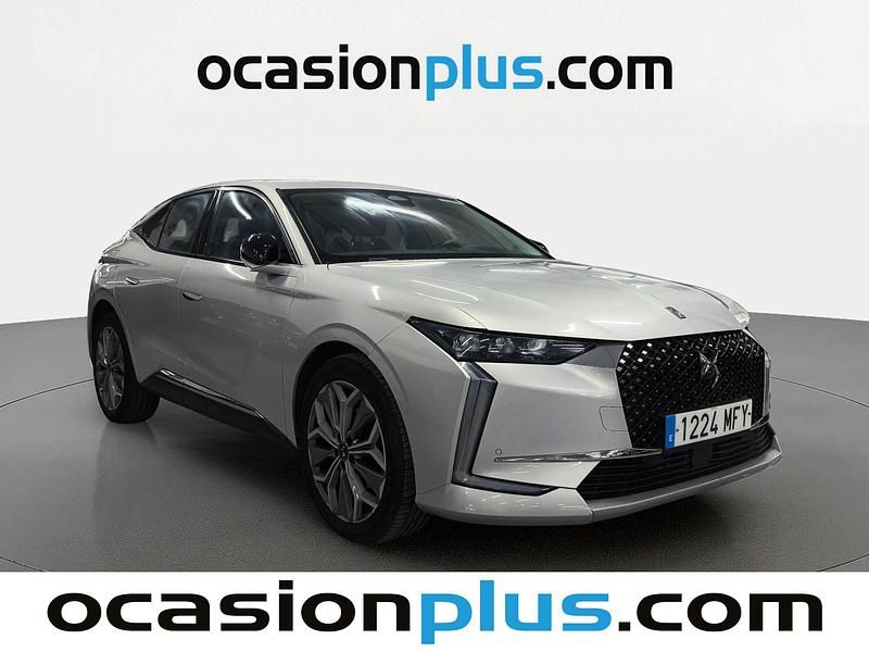 Usado DS Automobiles DS4 Trocadero 130 CV (95 kW) 2023 Gris Berlina