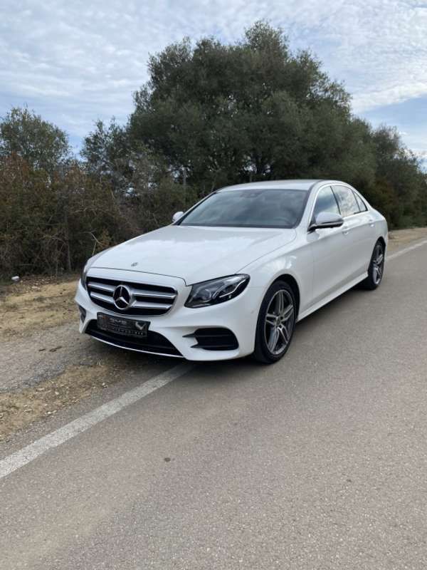Blanco Usado 2020 Mercedes E220 Berlina | 35.500 € (Buen precio) - Imagen 1/4