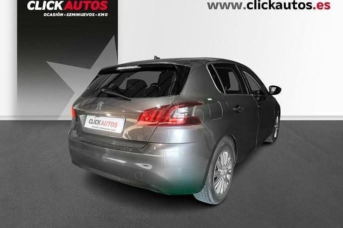 Usado Peugeot 308 Allure 110 CV (80 kW) 2021 Negro