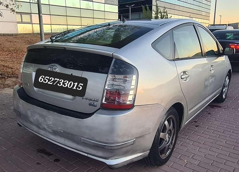 Usado Toyota Prius 72 CV (52 kW) 2004 Gris Utilitario