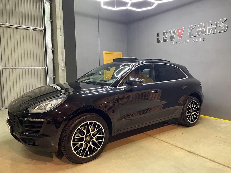 Negro Usado 2014 Porsche Macan S SUV | 29.900 € - Imagen 1/4
