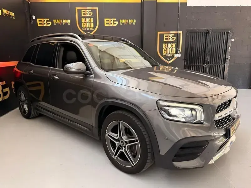 Usado Mercedes GLB200 150 CV (110 kW) 2021 Gris / plata SUV