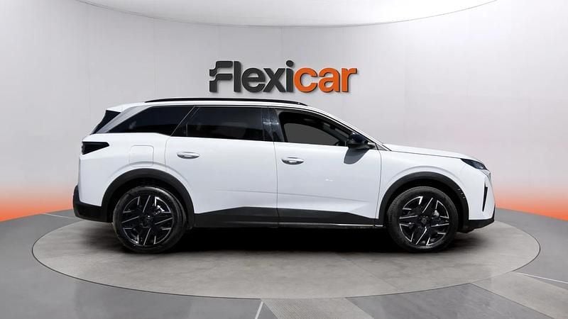 Używany Peugeot 5008 Allure 145 KM (106 kW) 2025 Biały SUV