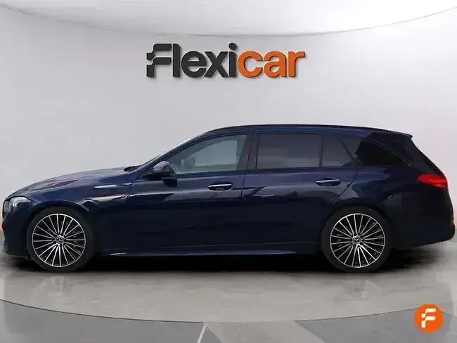 Usado Mercedes C220 200 CV (147 kW) 2022 Azul Familiar