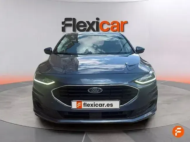 Usado Ford Focus Trend+ 120 CV (88 kW) 2022 Azul Berlina