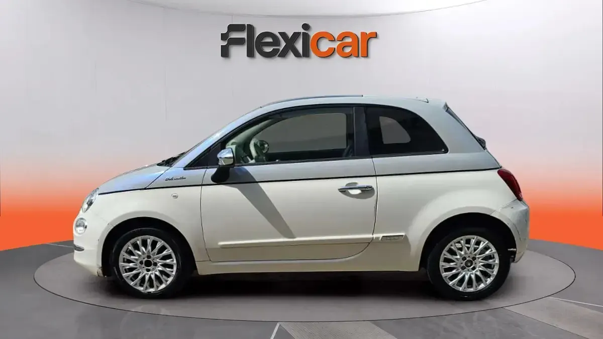 Usado Fiat 500 Dolcevita 71 CV (52 kW) 2021 Blanco Berlina