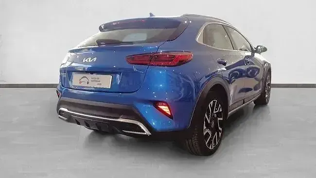 Usado Kia XCeed 140 CV (102 kW) 2025 Azul SUV