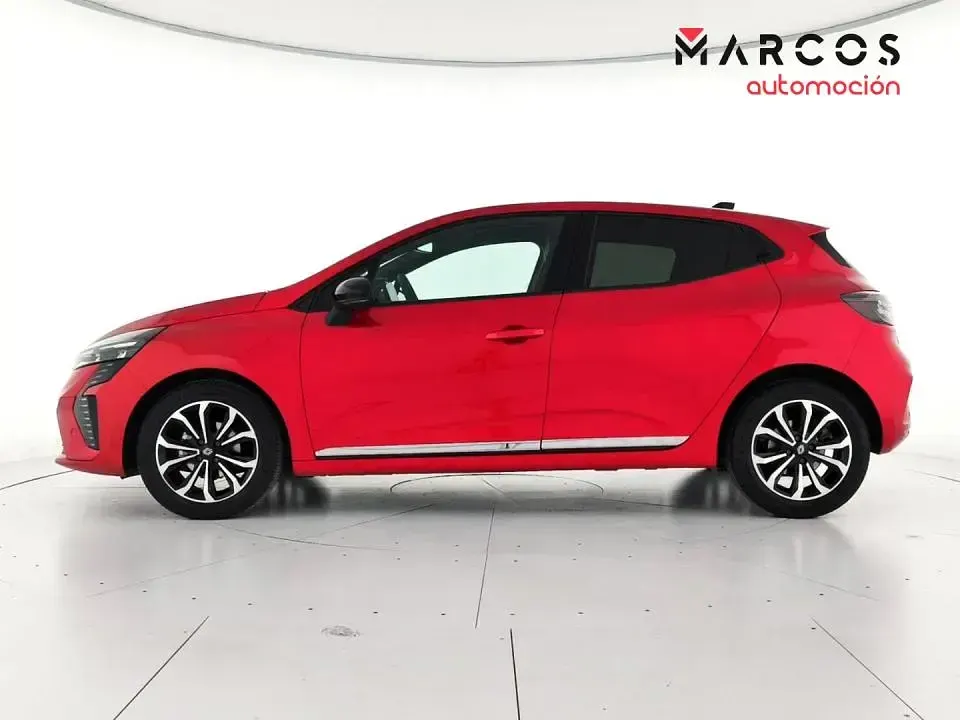 Usado Renault Clio Techno 100 CV (73 kW) 2025 Utilitario