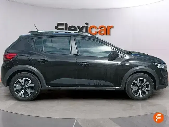Używany Dacia Sandero Essentiel 91 KM (66 kW) 2022 Czarny