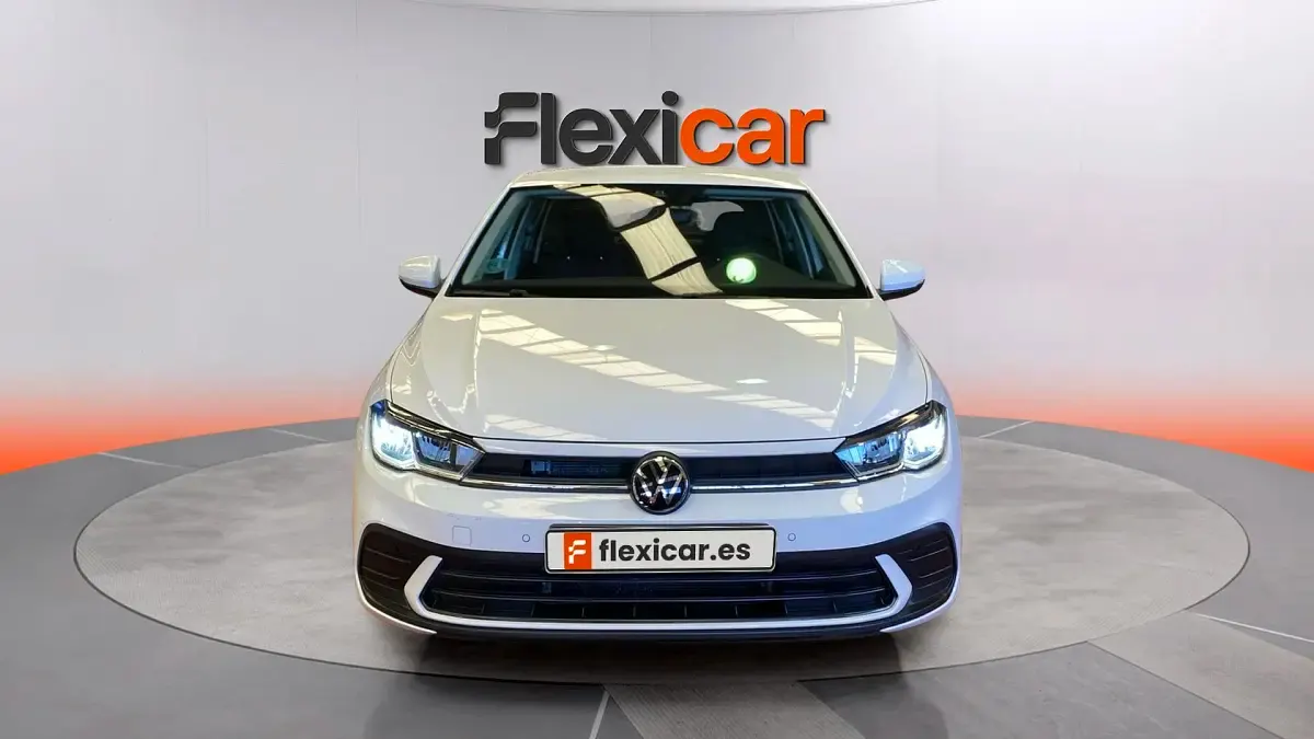 Usado VW Polo Life 95 CV (69 kW) 2023 Blanco Utilitario