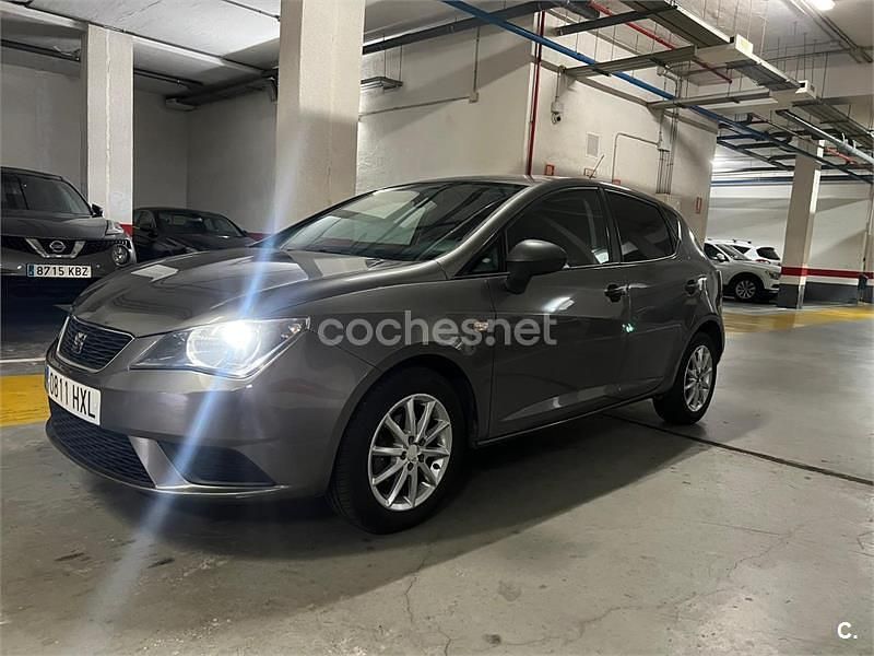 Gris / plata Usado 2014 Seat Ibiza Reference Berlina | 6900 € (Precio justo) - Imagen 1/4