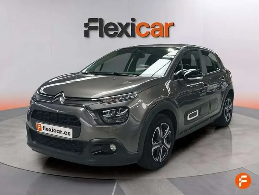 Begagnad Citroën C3 PureTech 83 HK (61 kW) 2024 Grå Sedan
