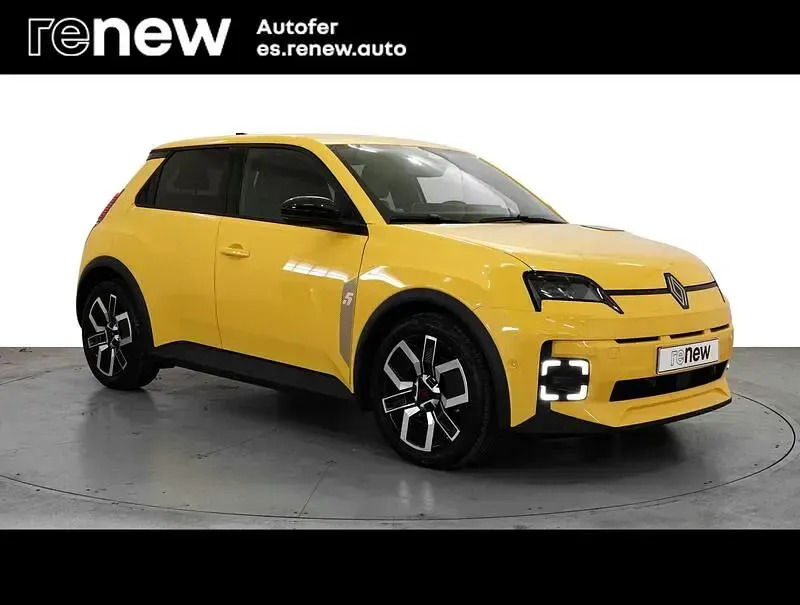 Usado Renault R5 Techno 88 kW (120 CV) 2025 Amarillo Utilitario