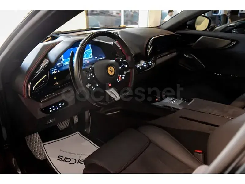 Usado Ferrari Purosangue 725 CV (533 kW) 2025 Gris SUV