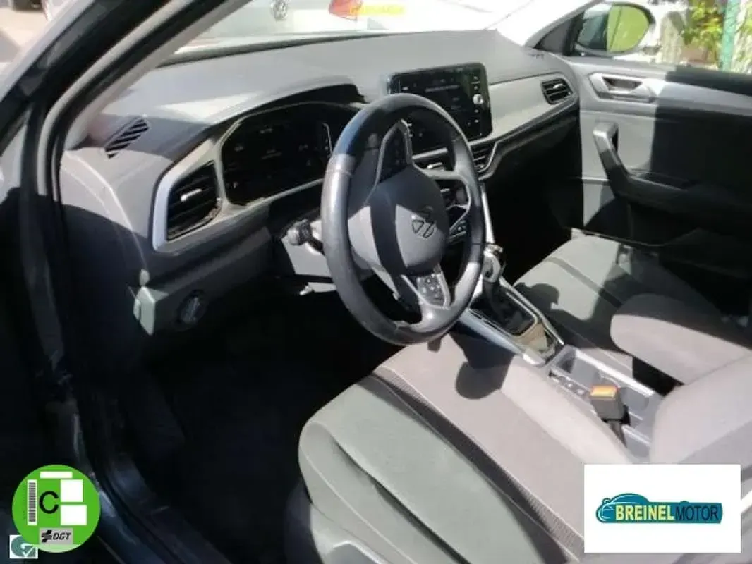Usado VW T-Roc Advance 150 CV (110 kW) 2022 Gris SUV