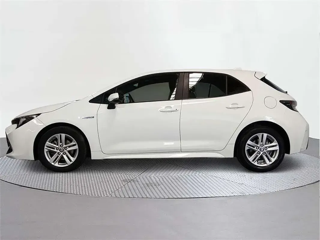 Usado Toyota Corolla Active 122 CV (89 kW) 2021 Berlina