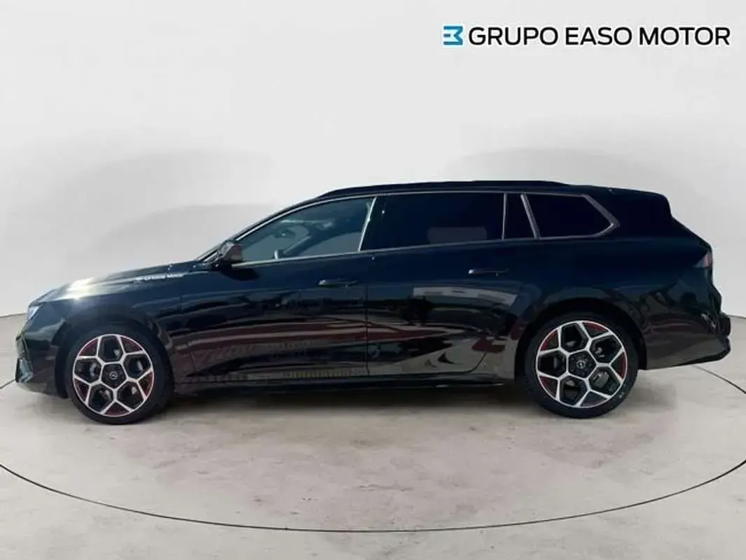 Usado Opel Astra S 131 CV (96 kW) 2024 Negro Utilitario