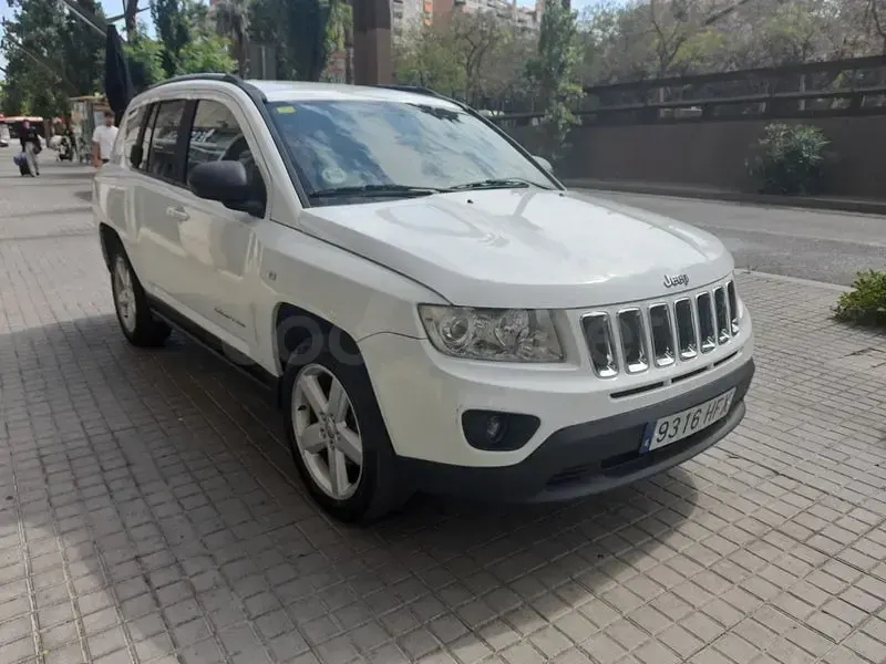 Usado Jeep Compass Limited 136 CV (100 kW) 2011 Blanco SUV