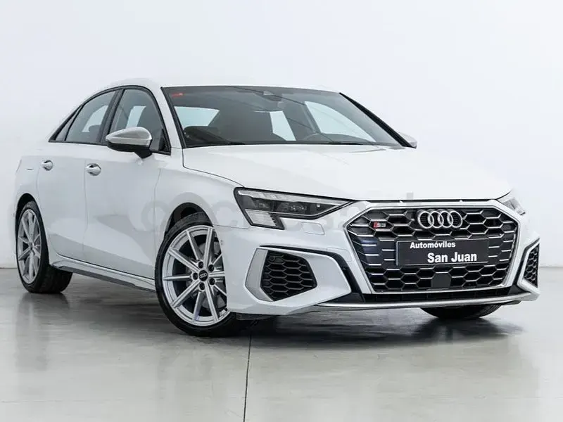 Usado Audi A3 Ambiente 310 CV (228 kW) 2021 Blanco Berlina
