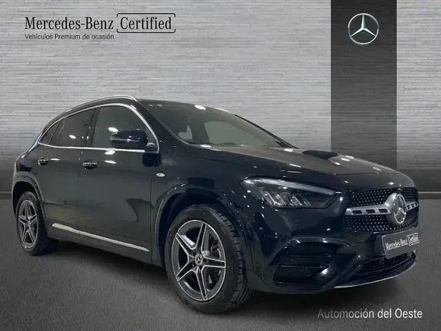 Usado Mercedes GLA250 218 CV (160 kW) 2026 Negro cosmos SUV