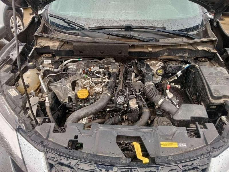 Usado Nissan Juke Acenta 114 CV (83 kW) 2021 Gris SUV