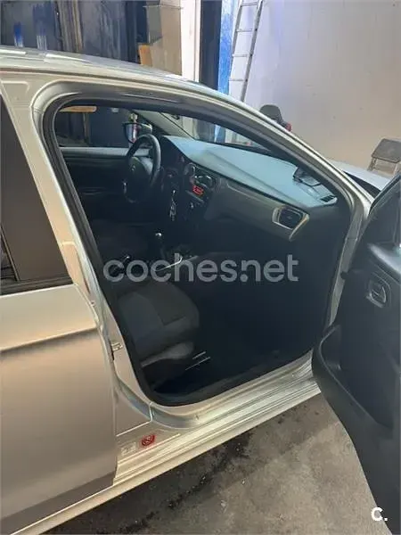 Usado Citroën C-Elysee I Seduction 100 CV (73 kW) 2016 Gris / plata Berlina