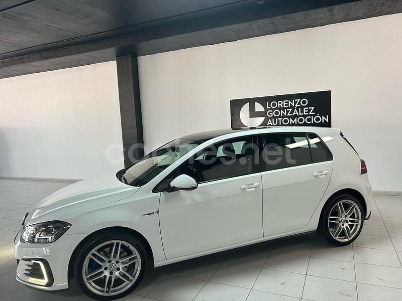 Blanco Usado 2017 VW Golf VII GTE Berlina | 15.900 € (Caro) - Imagen 1/4