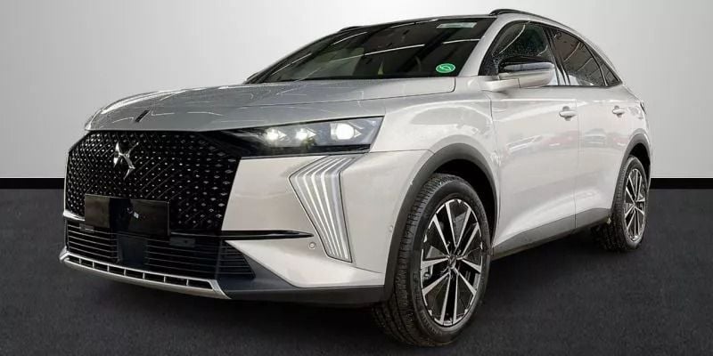 Usado DS Automobiles DS7 Crossback 225 CV (165 kW) 2024 Gris claro SUV