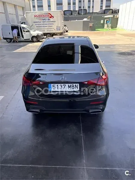 Usado Mercedes E300 320 CV (235 kW) 2022 Gris / plata Berlina