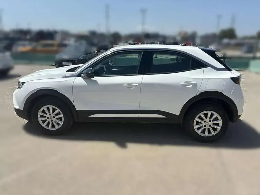 Usado Opel Mokka Edition 110 CV (80 kW) 2023 Blanco SUV