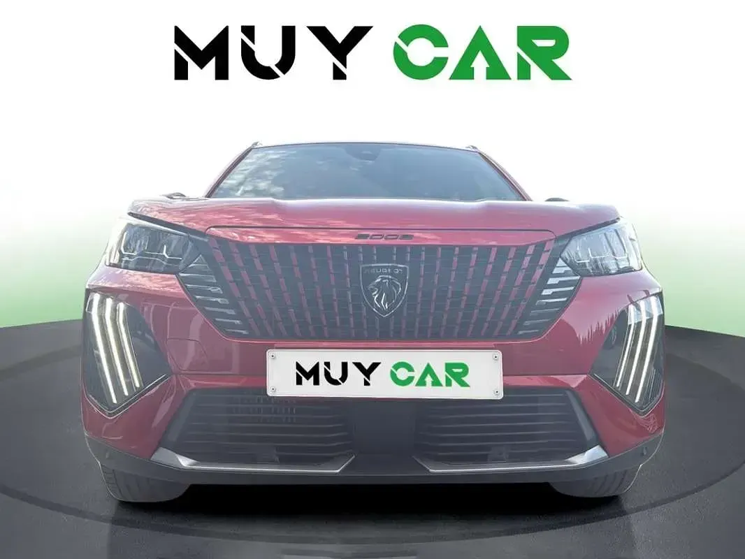 Usado Peugeot 2008 Allure 136 CV (100 kW) 2024 Rojo SUV