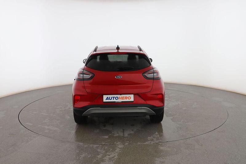 Usado Ford Puma Titanium 125 CV (91 kW) 2021 Rojo SUV
