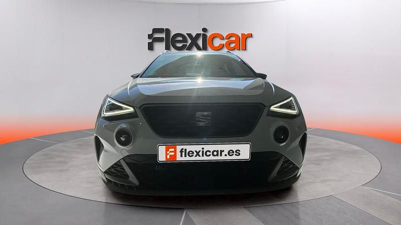 Usado Seat Arona FR 110 CV (80 kW) 2024 Blanco SUV