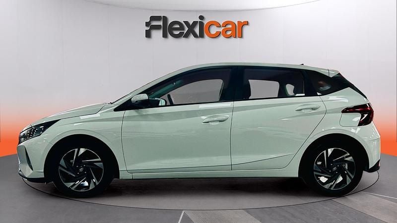 Usado Hyundai i20 84 CV (61 kW) 2020 Blanco Utilitario