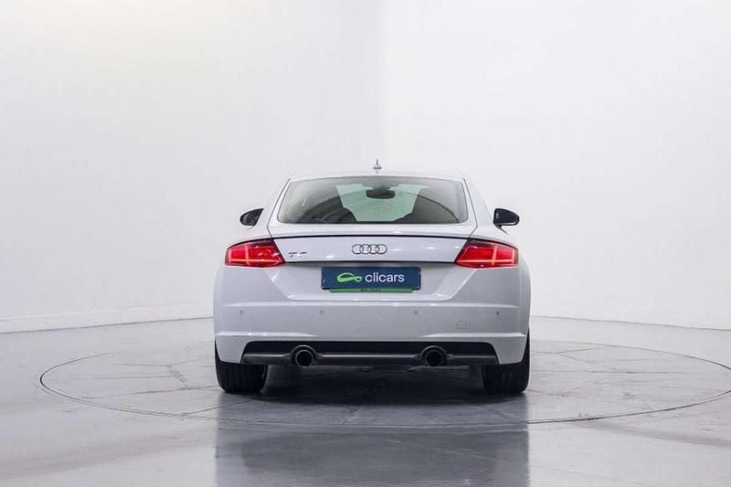 Usado Audi TT Premium 230 CV (169 kW) 2018 Blanco Coupe